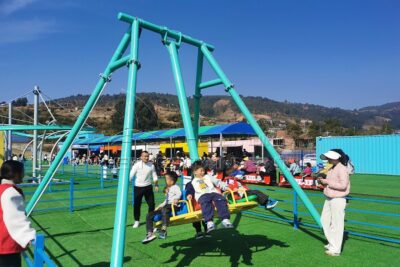 Unpowered Swing